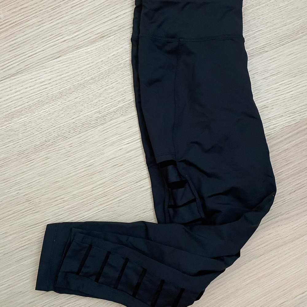 Betsy Johnson Give Love Get Love Leggings